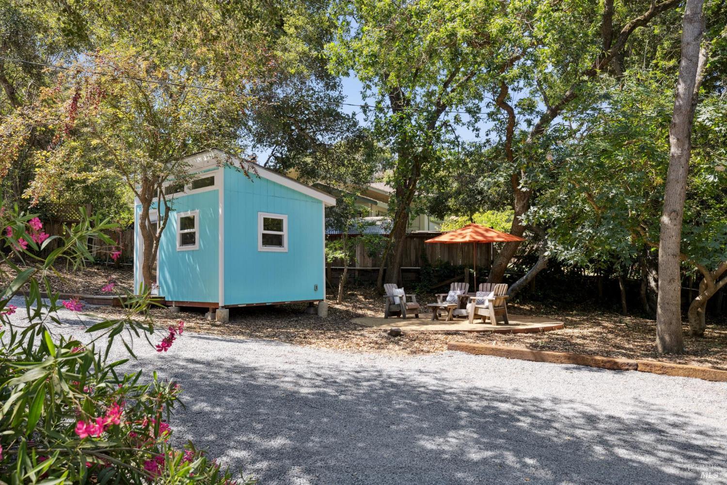 Detail Gallery Image 40 of 50 For 1863 Mountain View Ave, Petaluma,  CA 94952 - 2 Beds | 1 Baths