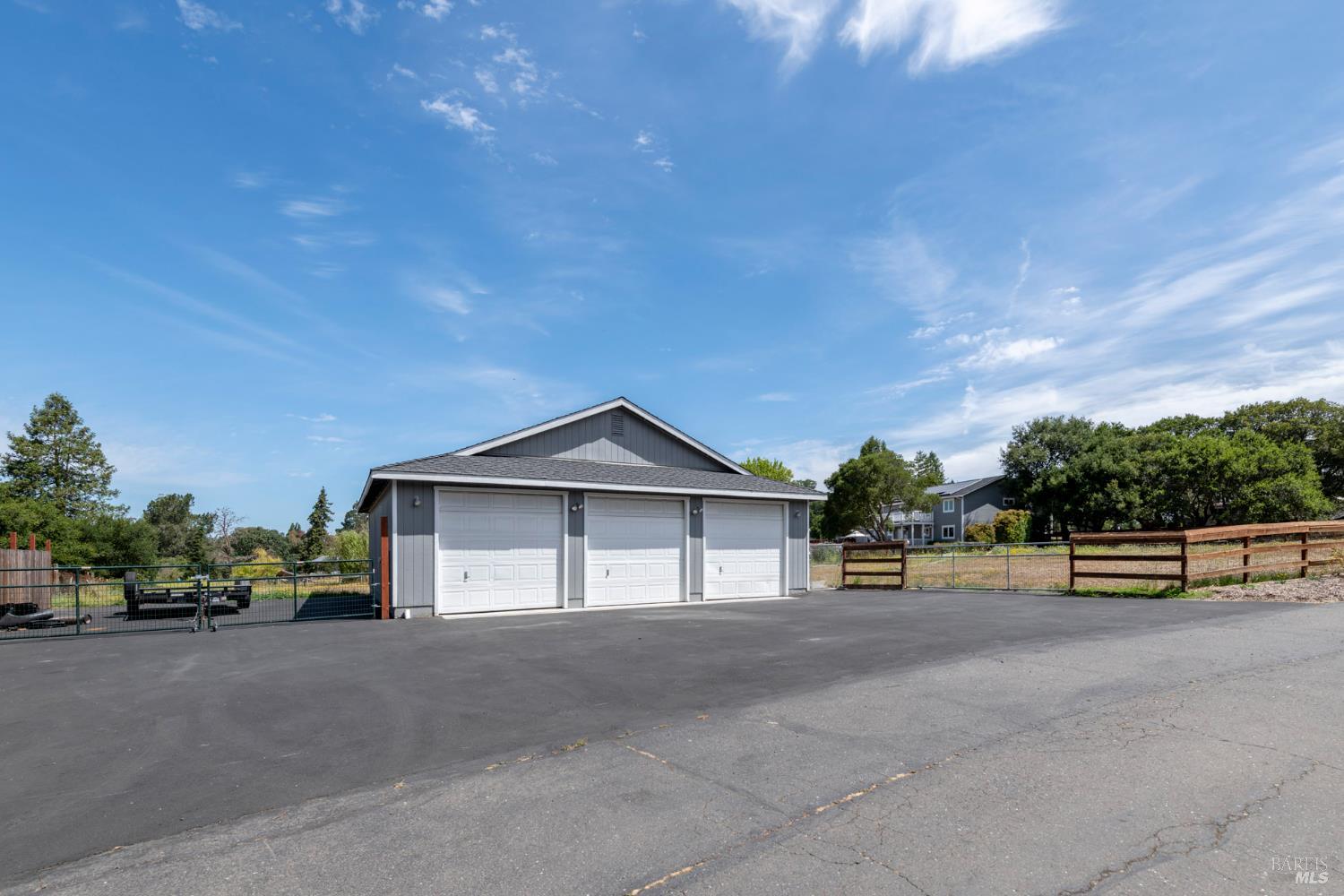 Detail Gallery Image 72 of 96 For 635 Palm Ave, Penngrove,  CA 94951 - 4 Beds | 2/1 Baths