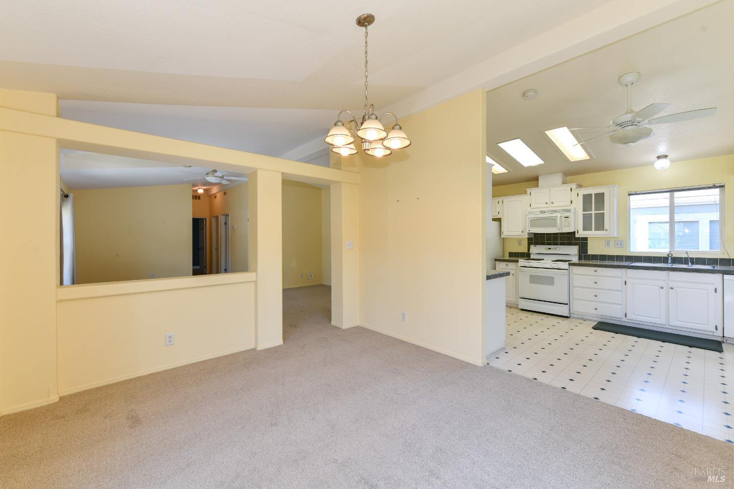 Detail Gallery Image 20 of 62 For 84 N Napa Dr, Petaluma,  CA 94954 - 3 Beds | 2 Baths