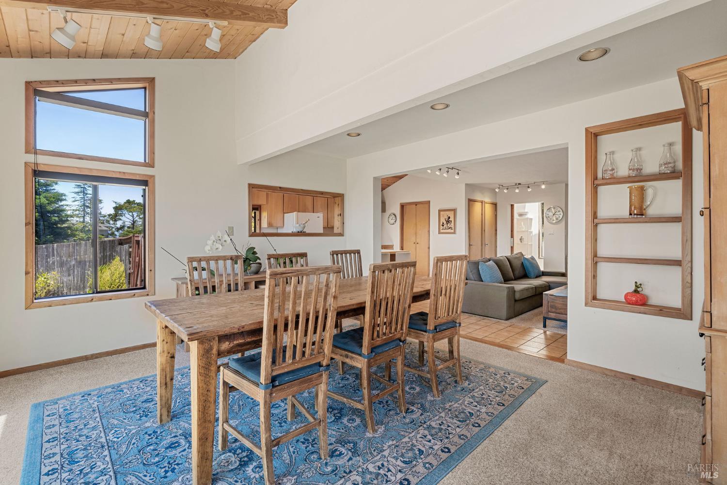 Detail Gallery Image 10 of 39 For 37940 Pacific View Dr, Gualala,  CA 95445 - 4 Beds | 4 Baths