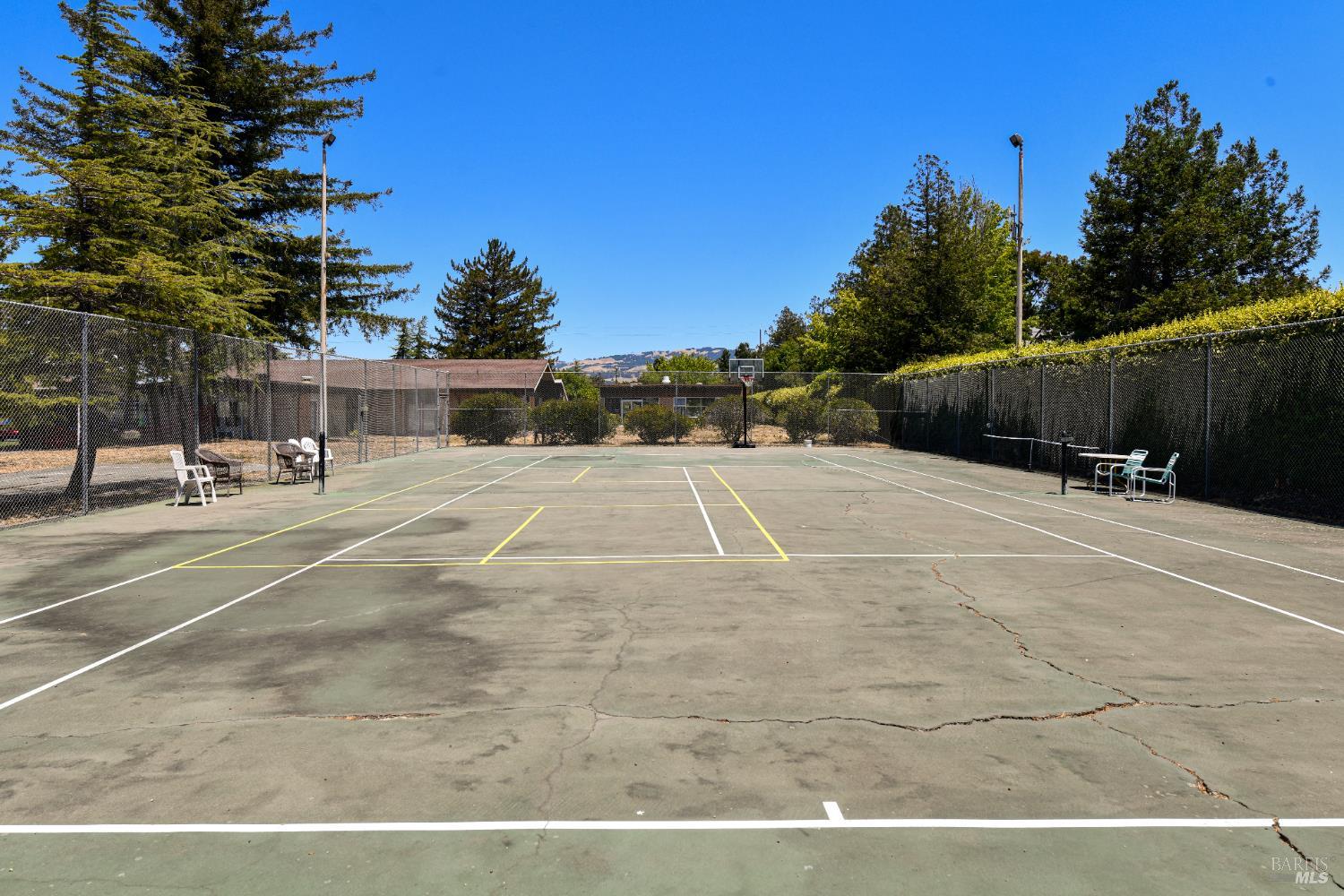 Detail Gallery Image 61 of 62 For 84 N Napa Dr, Petaluma,  CA 94954 - 3 Beds | 2 Baths