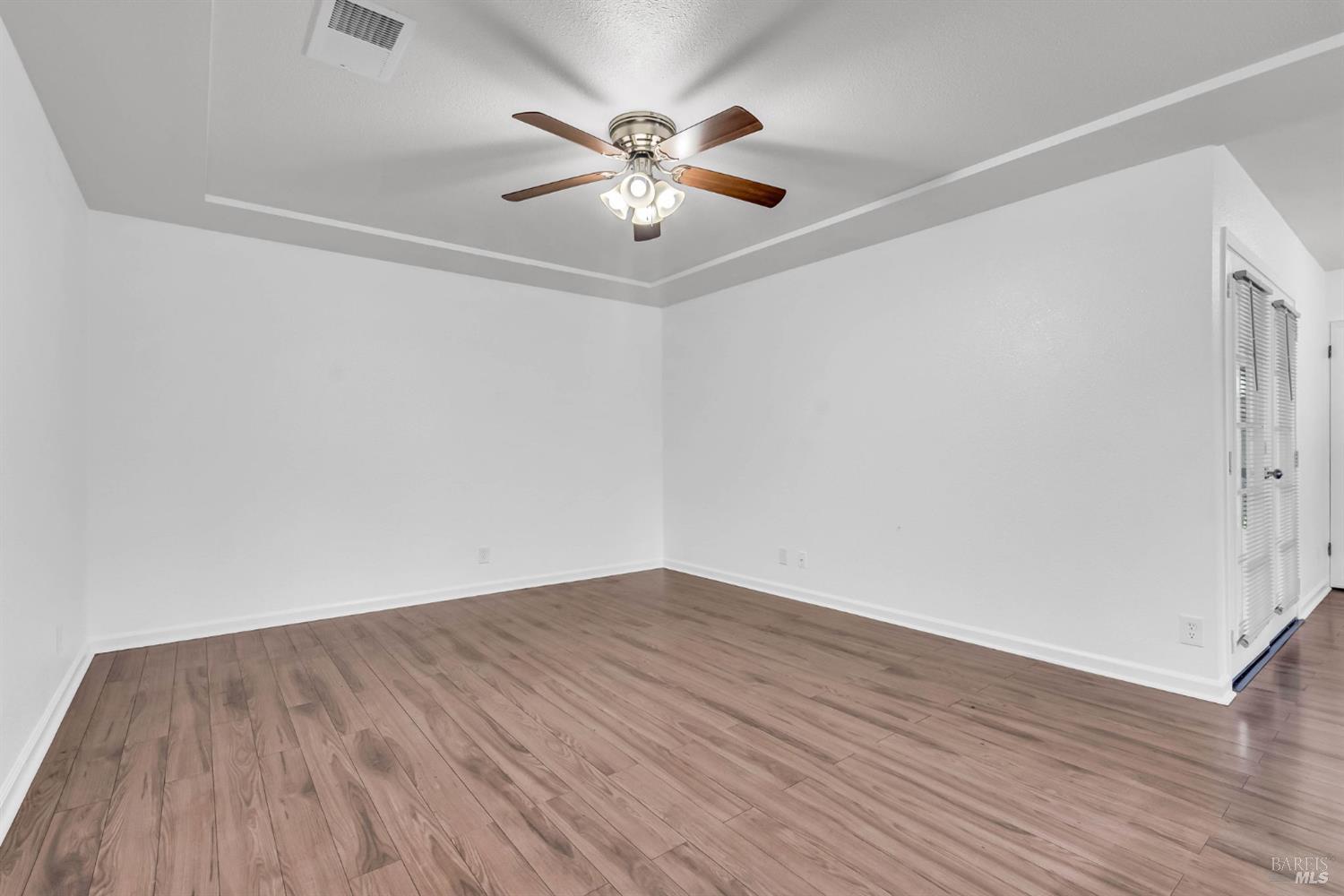 Detail Gallery Image 6 of 47 For 1607 California Dr, Vacaville,  CA 95687 - 3 Beds | 2 Baths