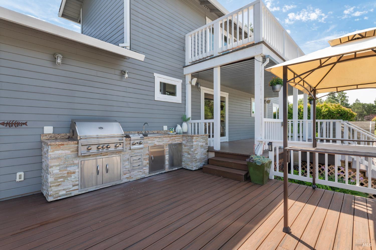 Detail Gallery Image 53 of 96 For 635 Palm Ave, Penngrove,  CA 94951 - 4 Beds | 2/1 Baths