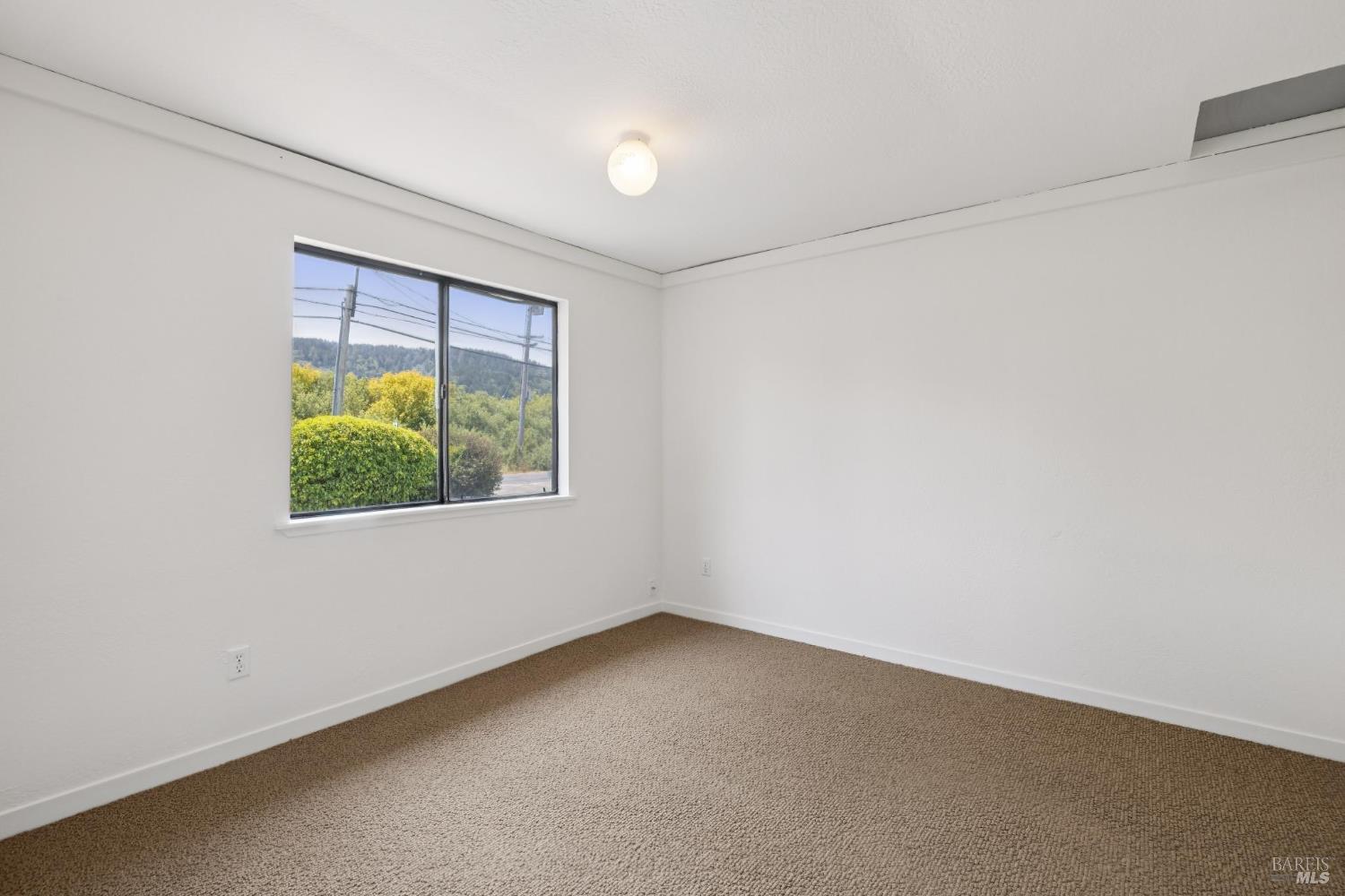 Detail Gallery Image 36 of 50 For 11150 Sir Francis Drake Blvd, Point Reyes Station,  CA 94956 - 3 Beds | 4/1 Baths