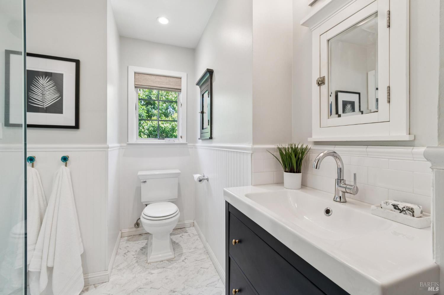 Detail Gallery Image 52 of 66 For 2 Fairview Ct, San Anselmo,  CA 94960 - 3 Beds | 2 Baths