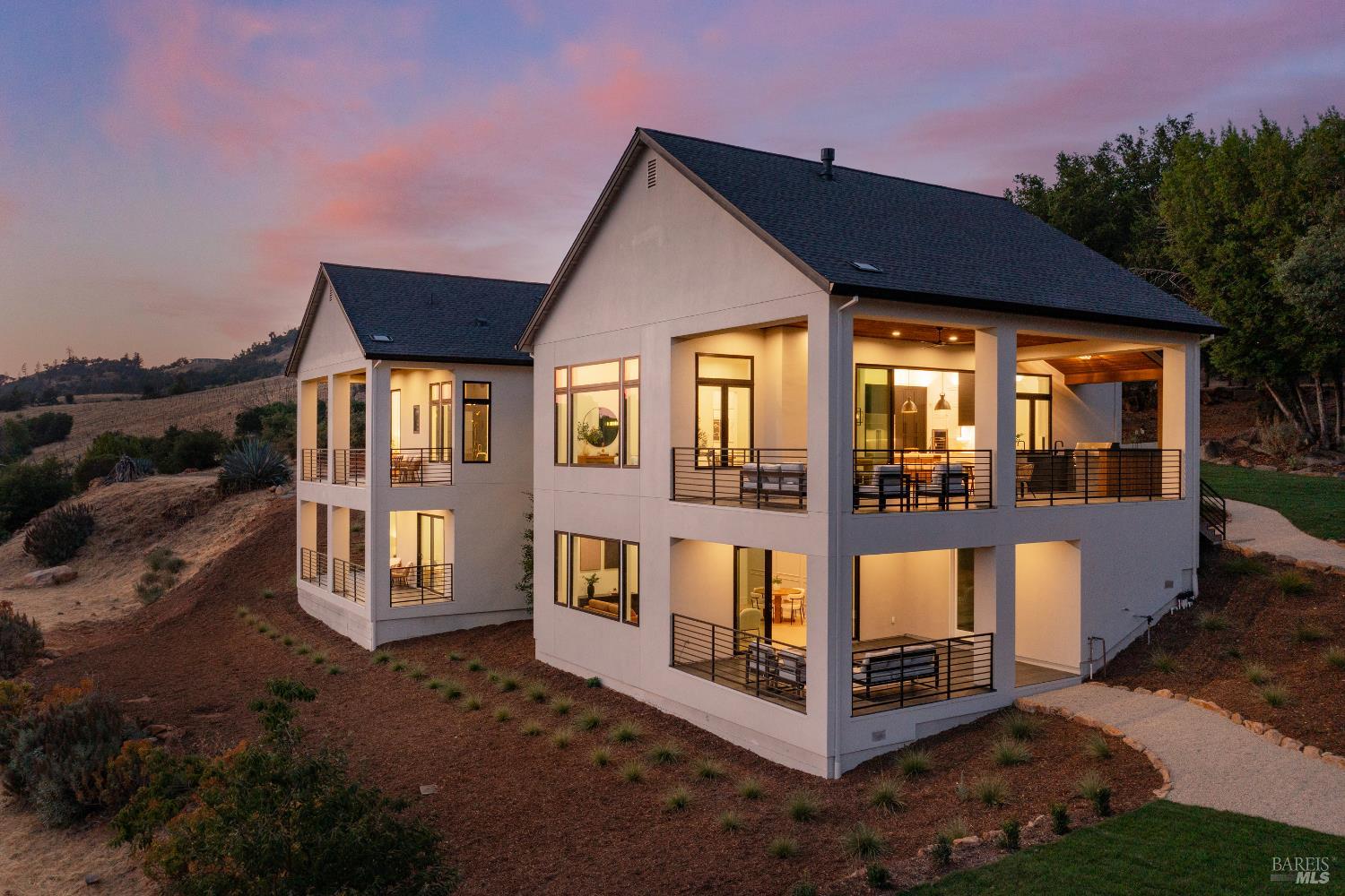 Detail Gallery Image 93 of 99 For 5925 Crystal Dr, Santa Rosa,  CA 95404 - 4 Beds | 4/1 Baths