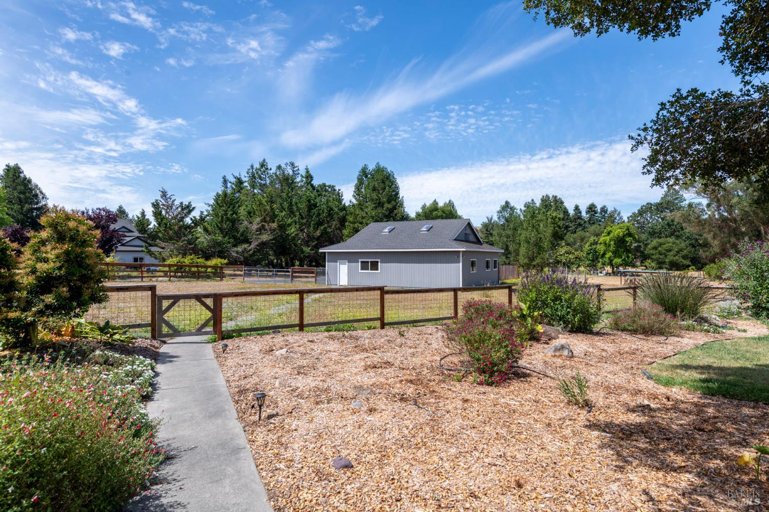 Detail Gallery Image 68 of 96 For 635 Palm Ave, Penngrove,  CA 94951 - 4 Beds | 2/1 Baths