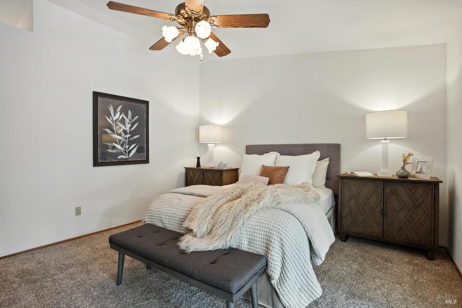 Detail Gallery Image 16 of 55 For 551 Stonewood Dr, Vacaville,  CA 95687 - 4 Beds | 2/1 Baths