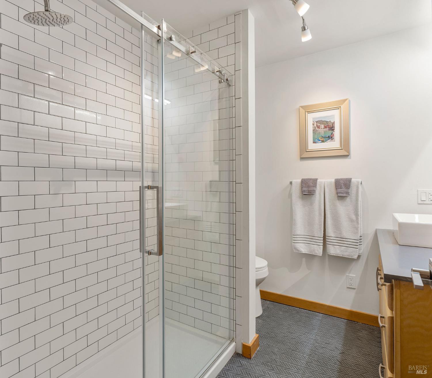 Detail Gallery Image 17 of 39 For 37940 Pacific View Dr, Gualala,  CA 95445 - 4 Beds | 4 Baths