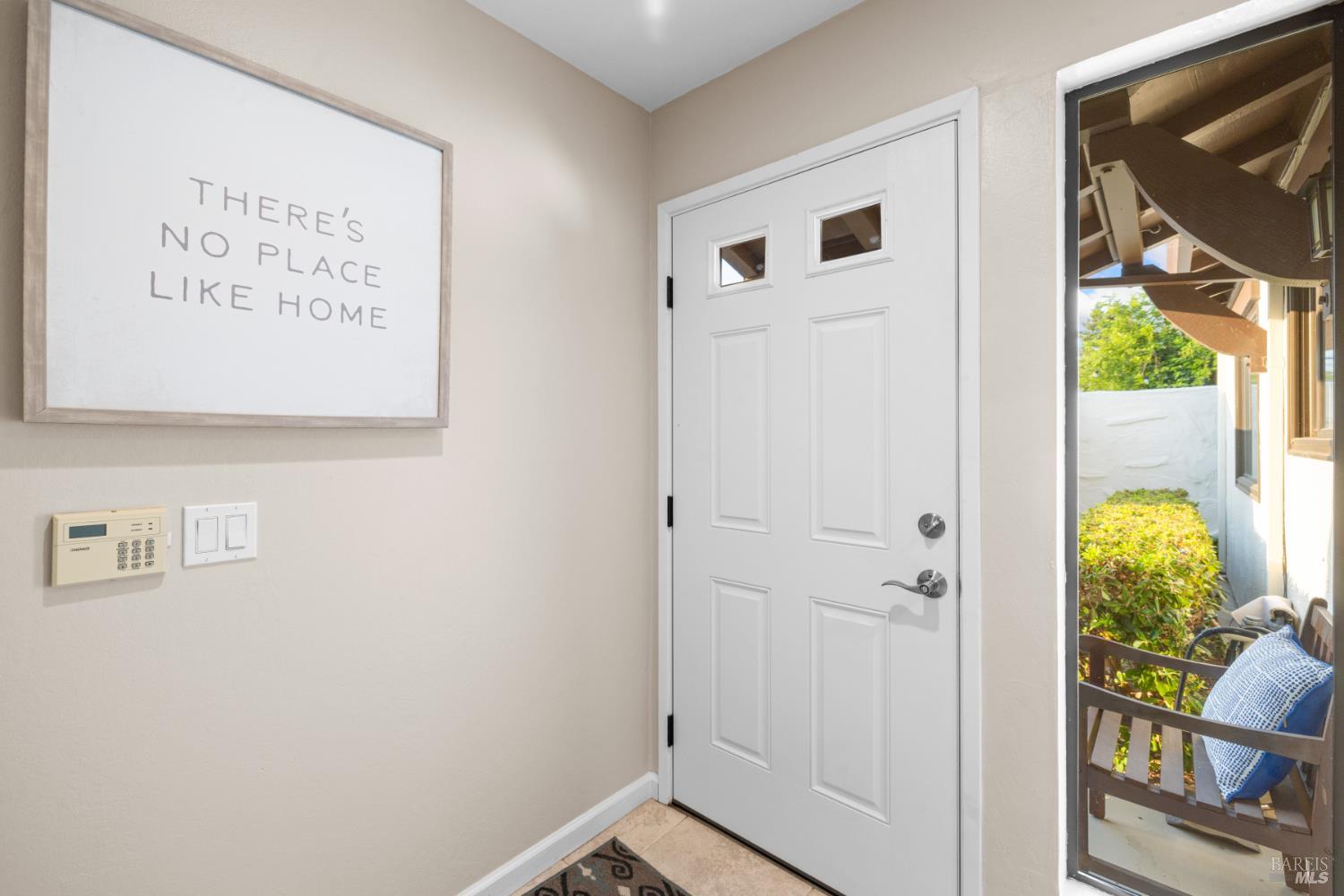 Detail Gallery Image 2 of 42 For 706 Adobe Dr, Santa Rosa,  CA 95404 - 3 Beds | 2 Baths