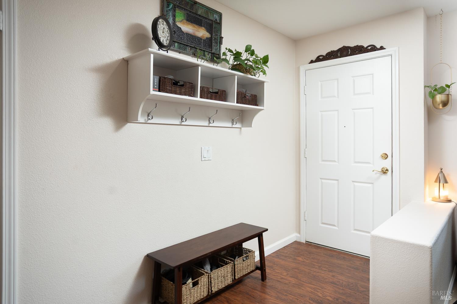 Detail Gallery Image 12 of 67 For 1025 Woodvale Dr, Dixon,  CA 95620 - 4 Beds | 2 Baths