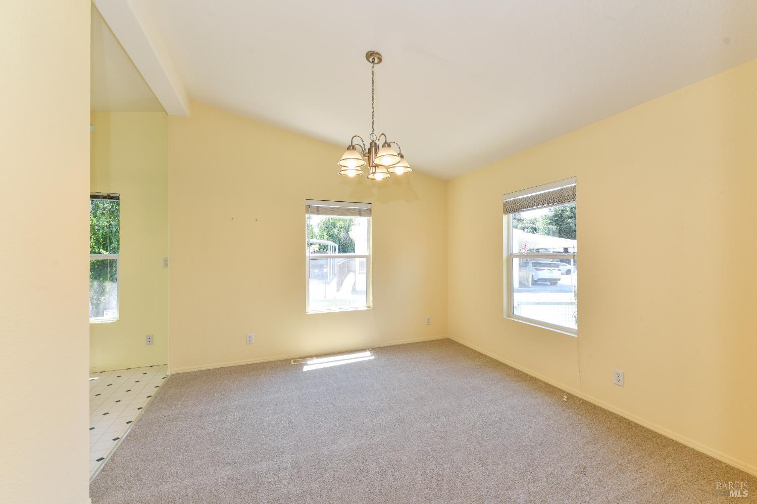 Detail Gallery Image 18 of 62 For 84 N Napa Dr, Petaluma,  CA 94954 - 3 Beds | 2 Baths