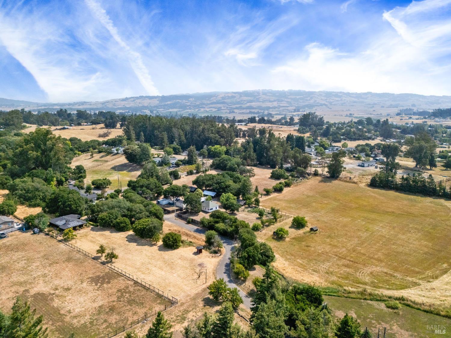 Detail Gallery Image 35 of 44 For 249 Orchard Ln, Penngrove,  CA 94951 - 3 Beds | 2 Baths