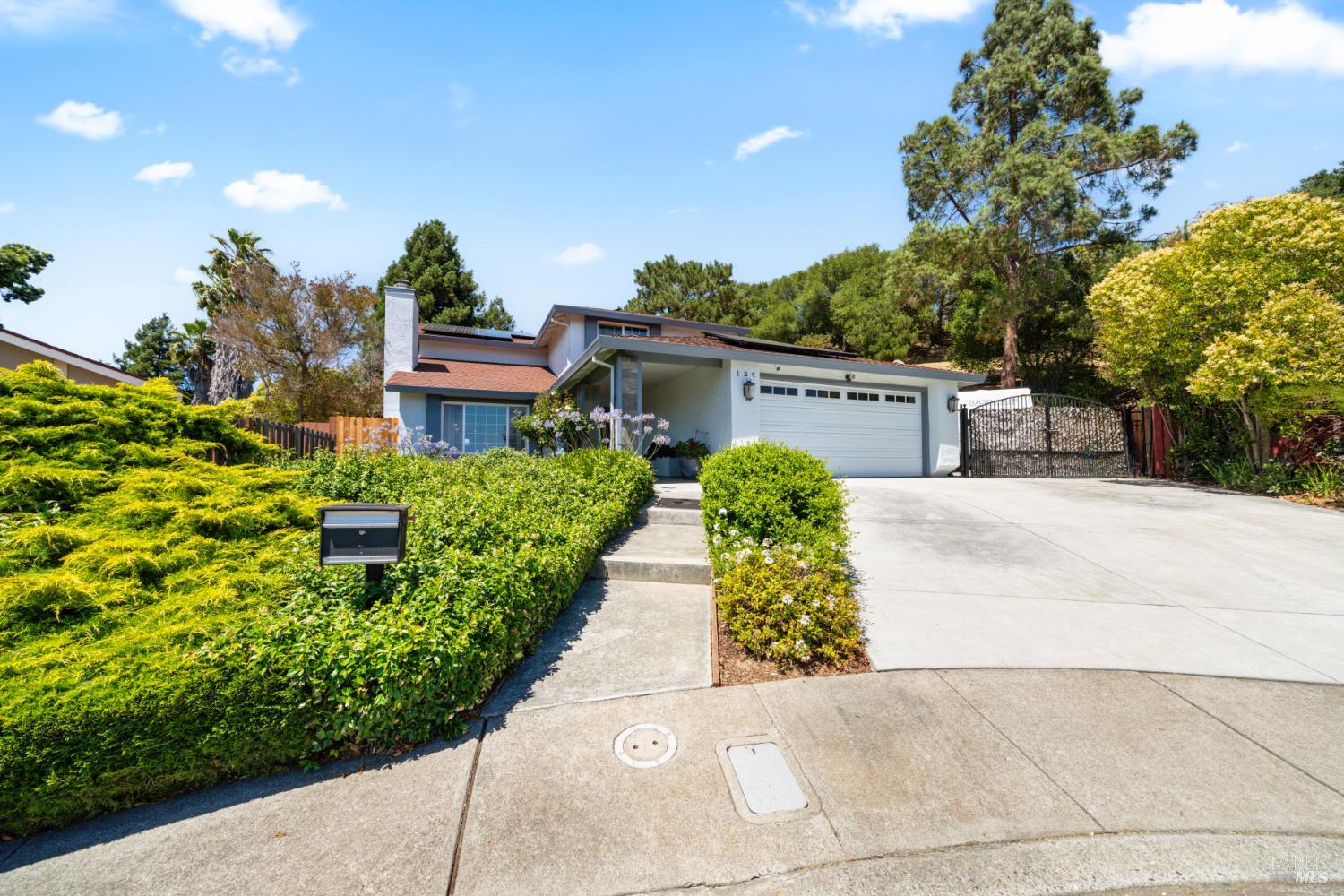 Detail Gallery Image 45 of 52 For 124 Hydrangea Ct, Vallejo,  CA 94591 - 4 Beds | 2/1 Baths