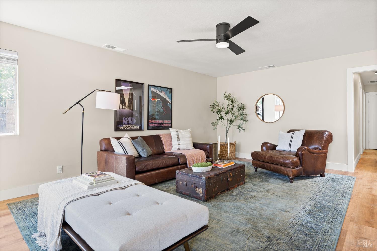 Detail Gallery Image 8 of 47 For 3637 Evergreen Ct, Napa,  CA 94558 - 4 Beds | 1/1 Baths