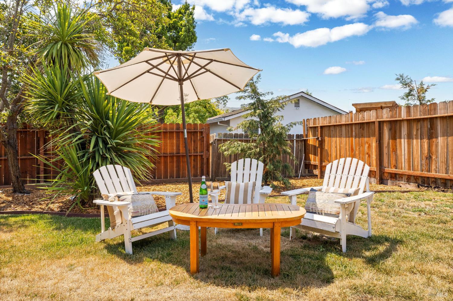 Detail Gallery Image 27 of 47 For 3637 Evergreen Ct, Napa,  CA 94558 - 4 Beds | 1/1 Baths