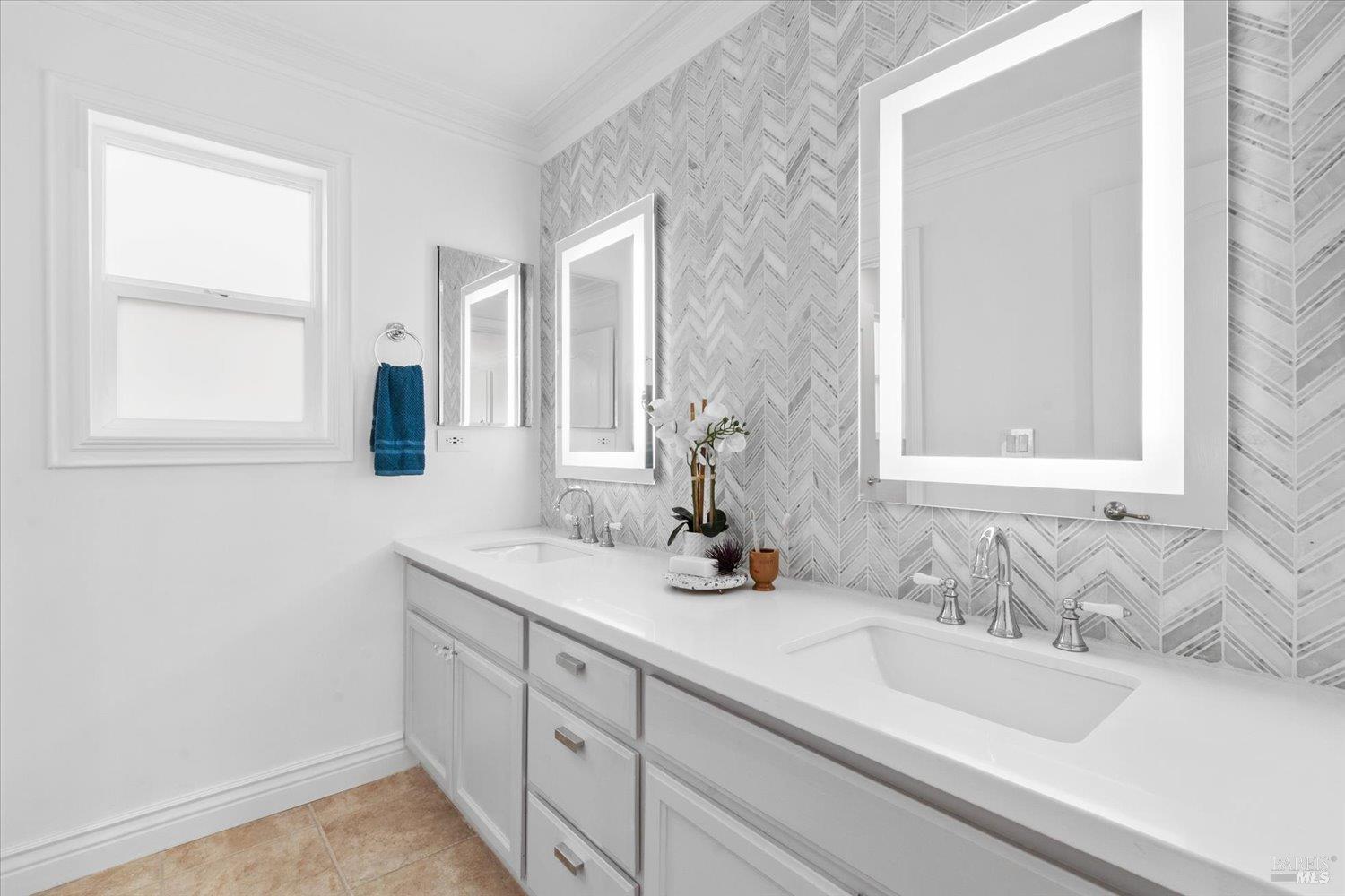 Detail Gallery Image 16 of 34 For 621 Greentree Cir, Fairfield,  CA 94534 - 3 Beds | 2/1 Baths