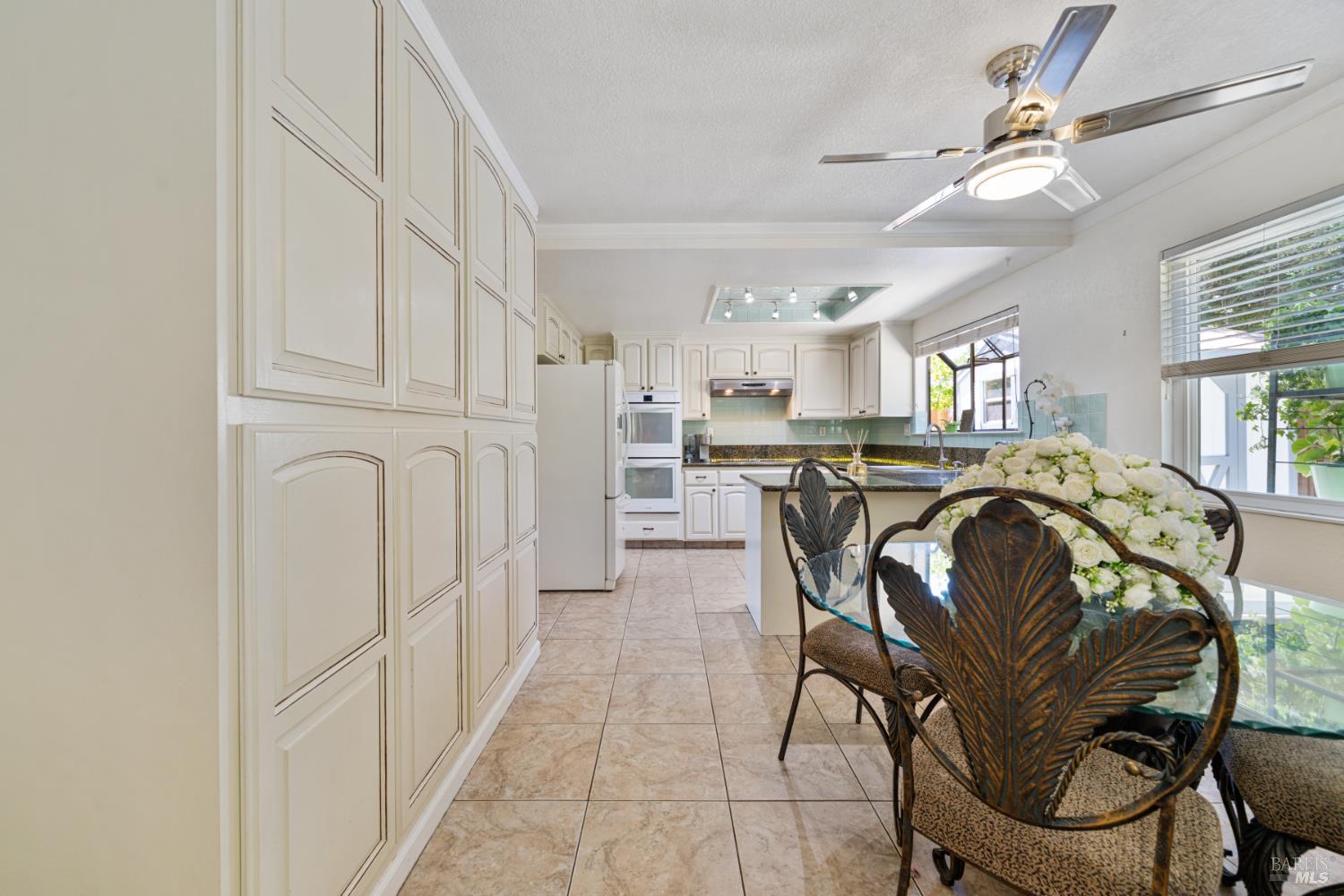 Detail Gallery Image 11 of 52 For 124 Hydrangea Ct, Vallejo,  CA 94591 - 4 Beds | 2/1 Baths