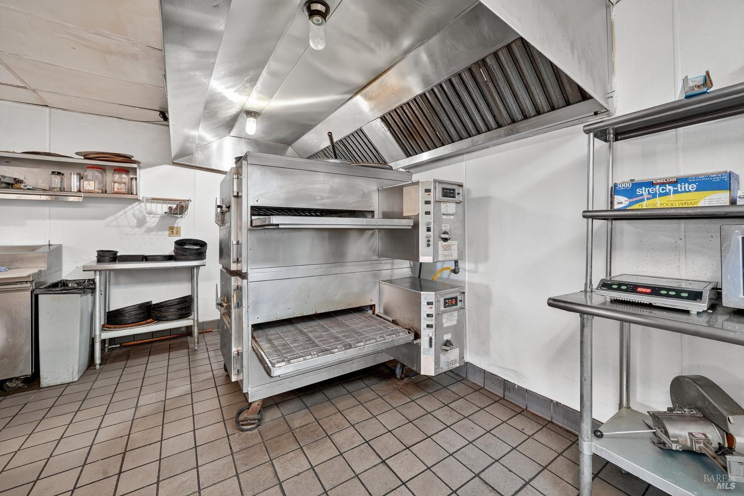Detail Gallery Image 15 of 31 For 2305 Springs Rd, Vallejo,  CA 94591 - – Beds | – Baths