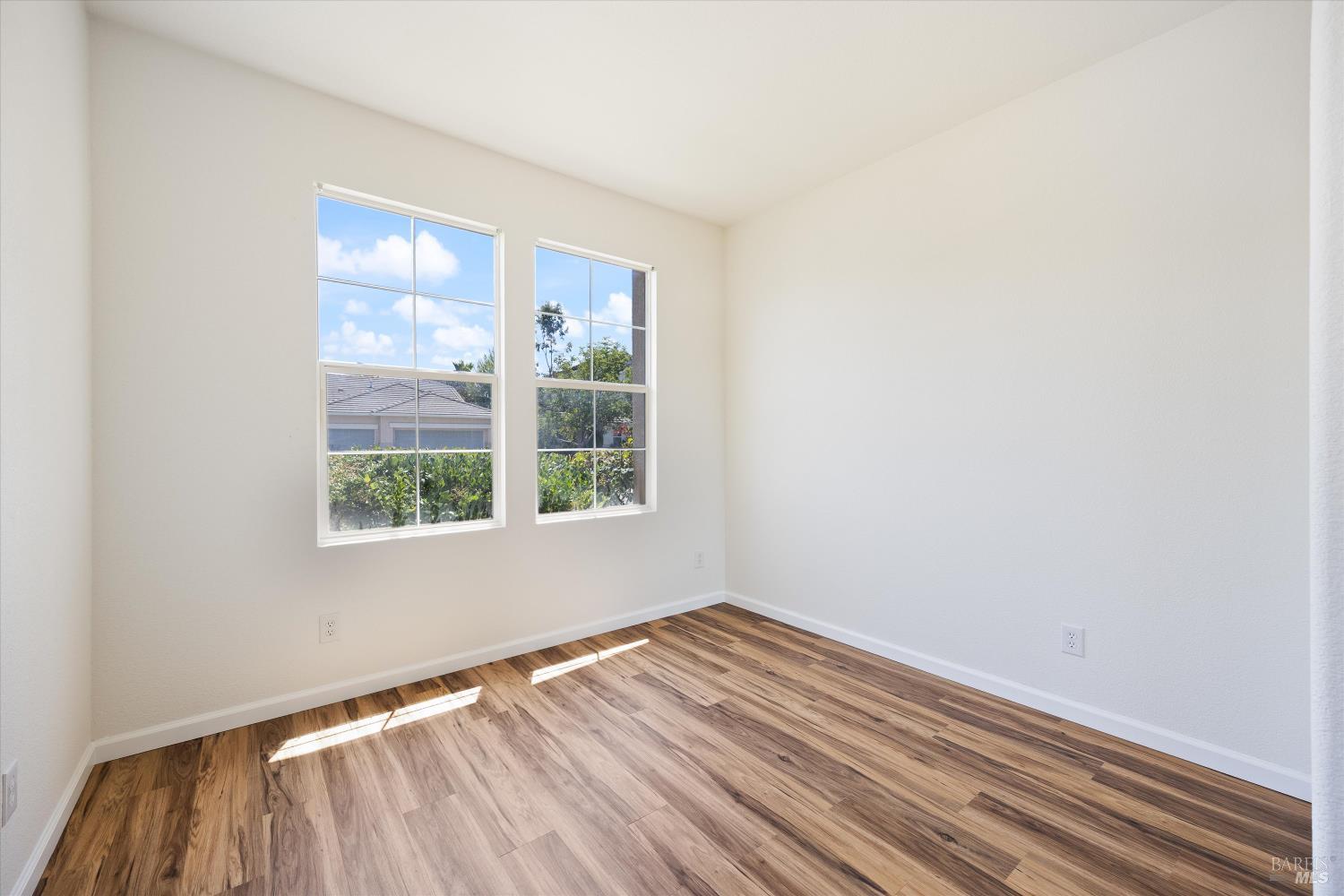 Detail Gallery Image 20 of 56 For 6243 Pebble Beach Dr, Vallejo,  CA 94591 - 4 Beds | 3 Baths