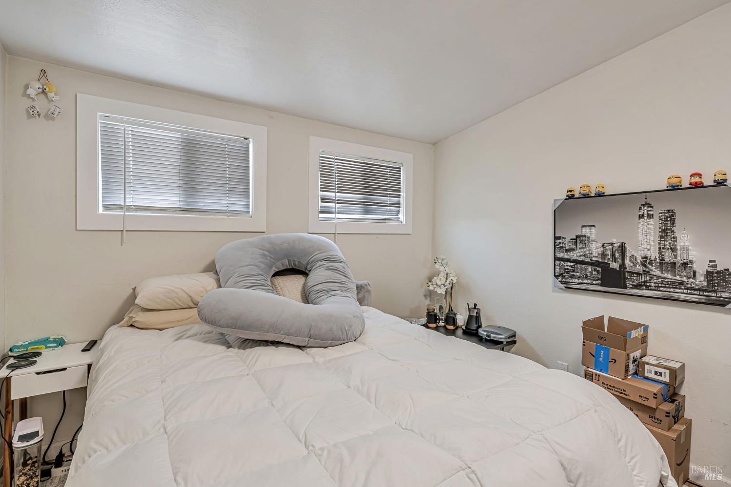 Detail Gallery Image 25 of 40 For 1704 Granada Ct, Petaluma,  CA 94954 - 5 Beds | 2/1 Baths