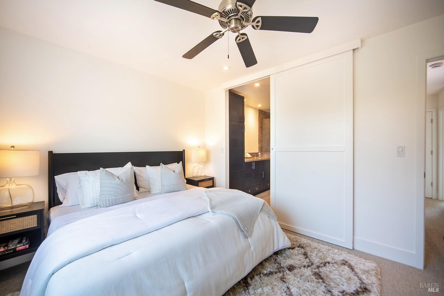 Detail Gallery Image 21 of 67 For 89 Mariner Green Dr, Corte Madera,  CA 94925 - 4 Beds | 2/1 Baths