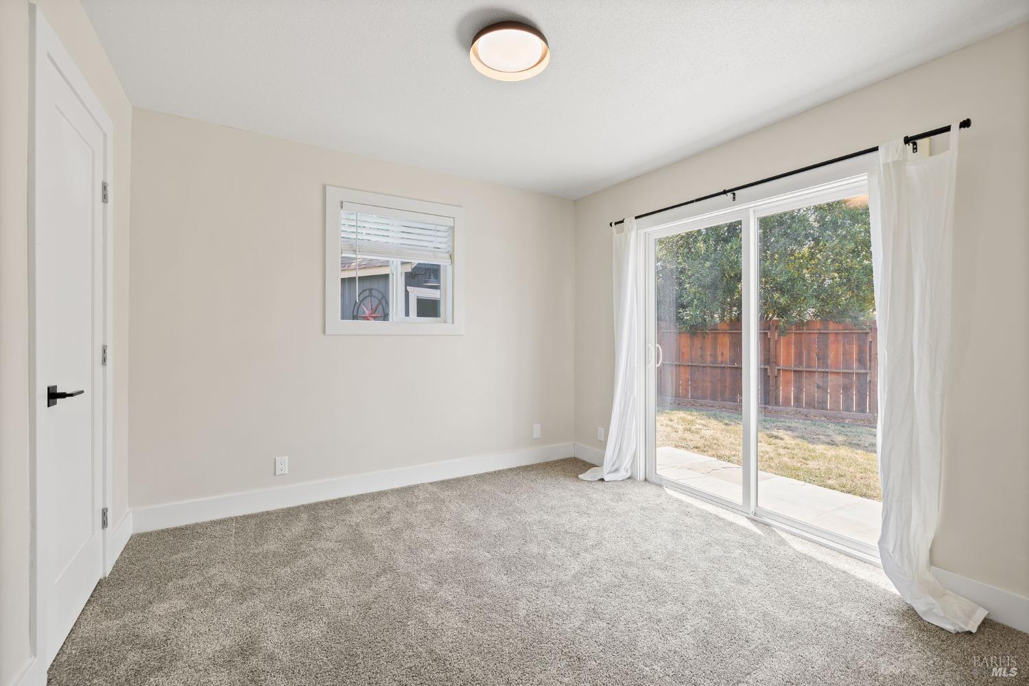 Detail Gallery Image 19 of 47 For 3637 Evergreen Ct, Napa,  CA 94558 - 4 Beds | 1/1 Baths