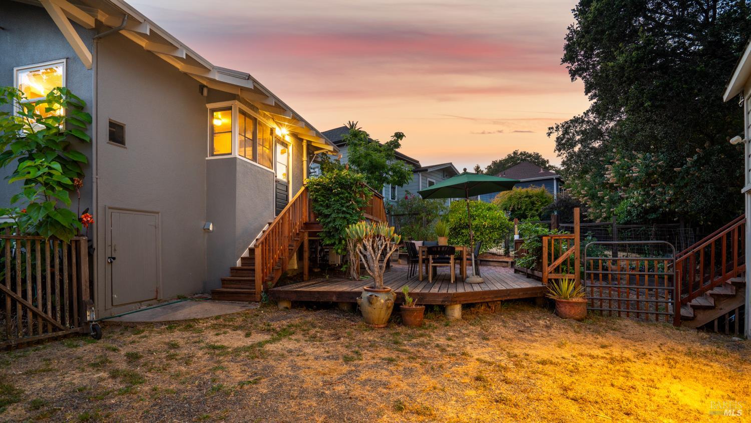 Detail Gallery Image 33 of 64 For 306 Howard St, Petaluma,  CA 94952 - 2 Beds | 1/1 Baths