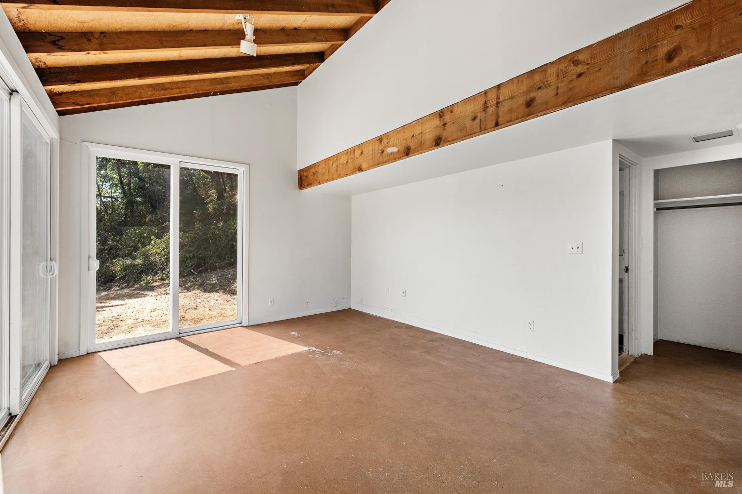 Detail Gallery Image 11 of 24 For 510 Wall Rd, Napa,  CA 94558 - 3 Beds | 2 Baths
