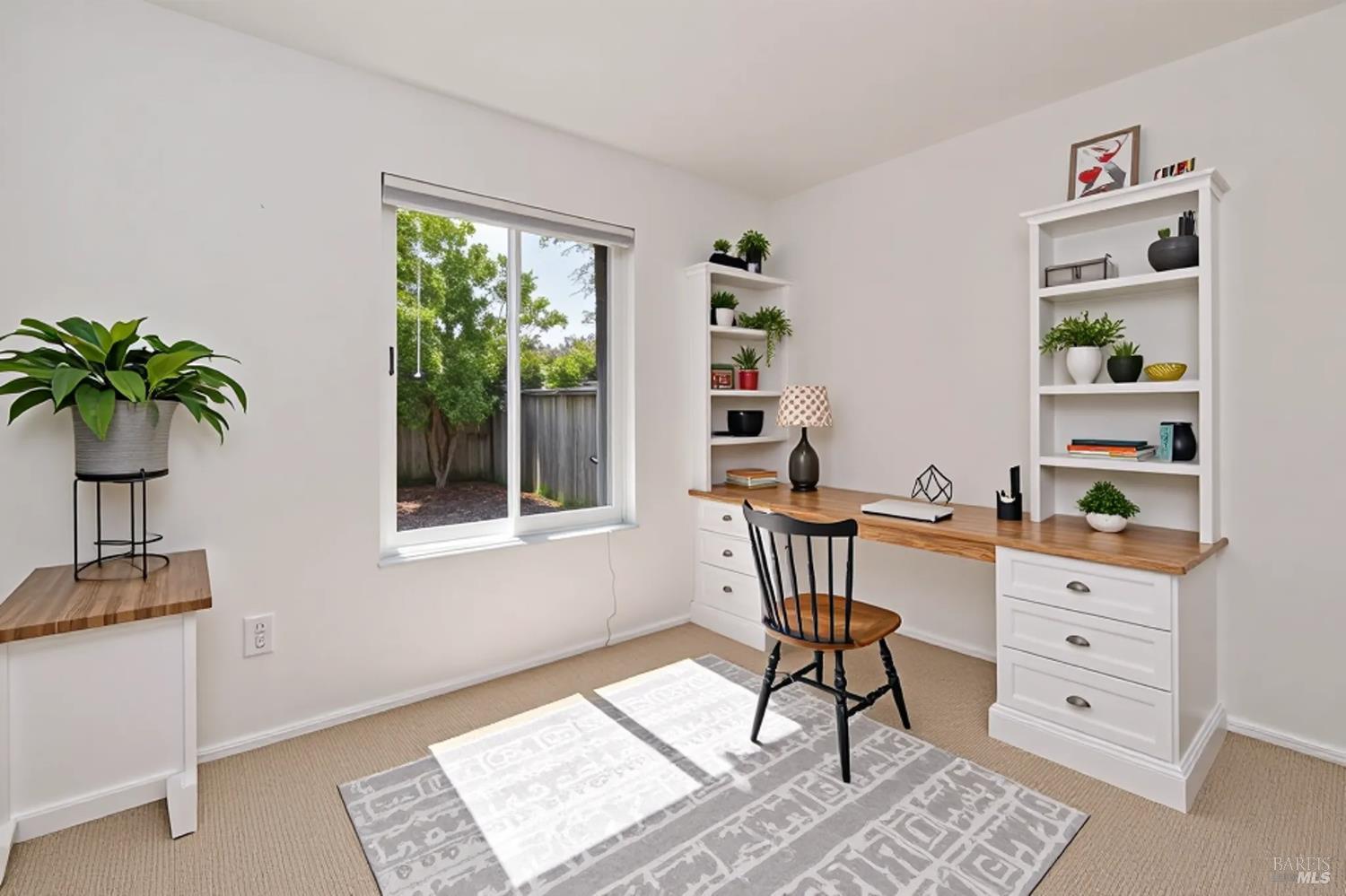 Detail Gallery Image 17 of 40 For 985 Elizabeth Ave, Rohnert Park,  CA 94928 - 3 Beds | 2 Baths