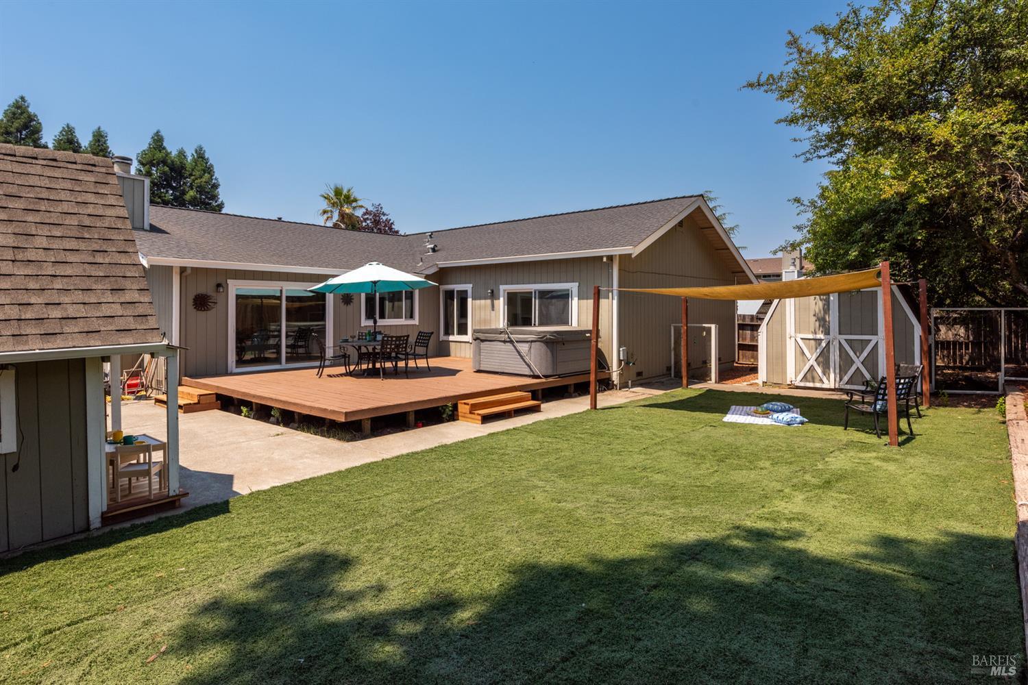 Detail Gallery Image 22 of 26 For 5330 Arnica Way, Santa Rosa,  CA 95403 - 4 Beds | 2 Baths