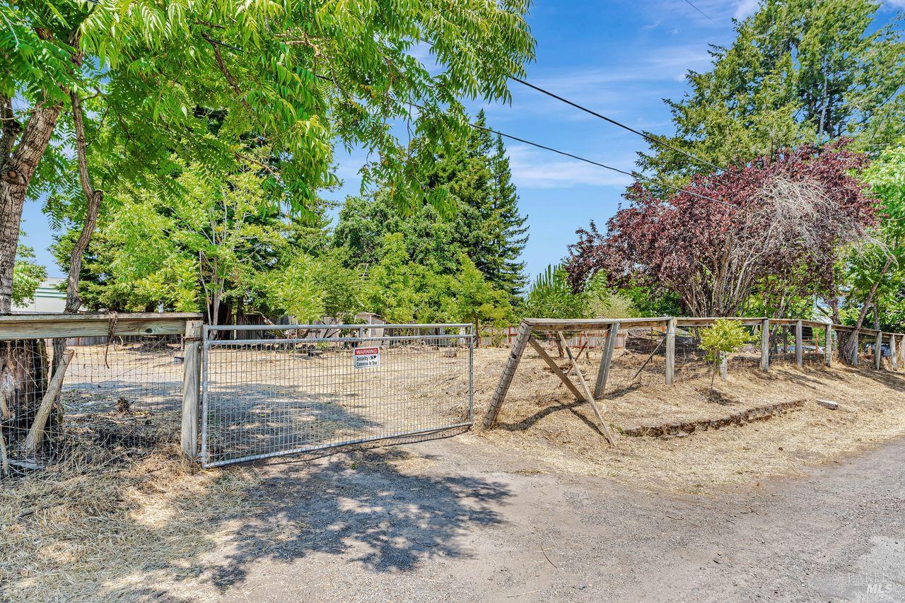 Detail Gallery Image 42 of 43 For 2690 Meier Rd, Sebastopol,  CA 95472 - 2 Beds | 1/1 Baths