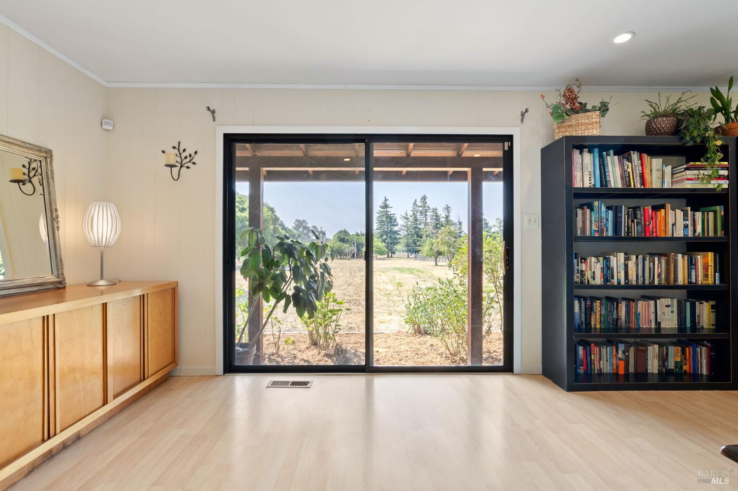 Detail Gallery Image 13 of 44 For 249 Orchard Ln, Penngrove,  CA 94951 - 3 Beds | 2 Baths