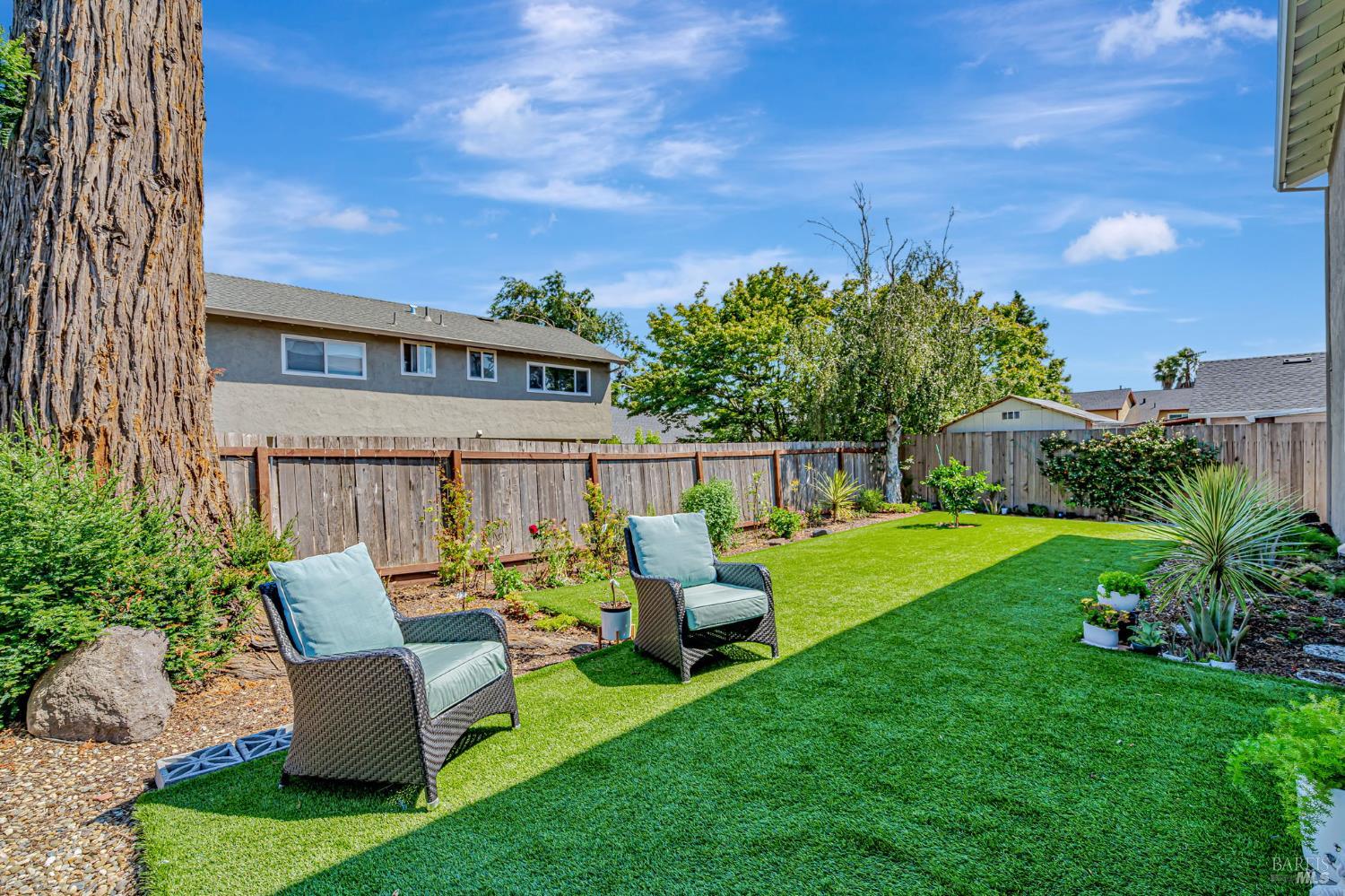 Detail Gallery Image 40 of 40 For 1704 Granada Ct, Petaluma,  CA 94954 - 5 Beds | 2/1 Baths