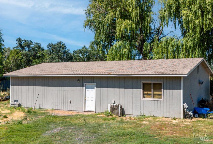Detail Gallery Image 2 of 7 For 12580 Powerhouse Rd, Potter Valley,  CA 95469 - 3 Beds | 2 Baths