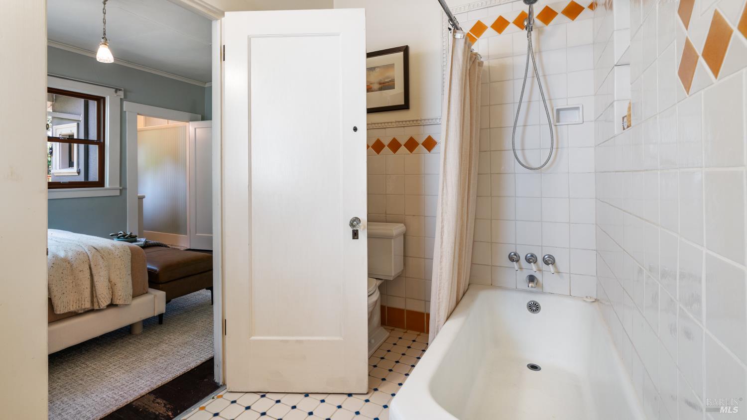 Detail Gallery Image 26 of 64 For 306 Howard St, Petaluma,  CA 94952 - 2 Beds | 1/1 Baths