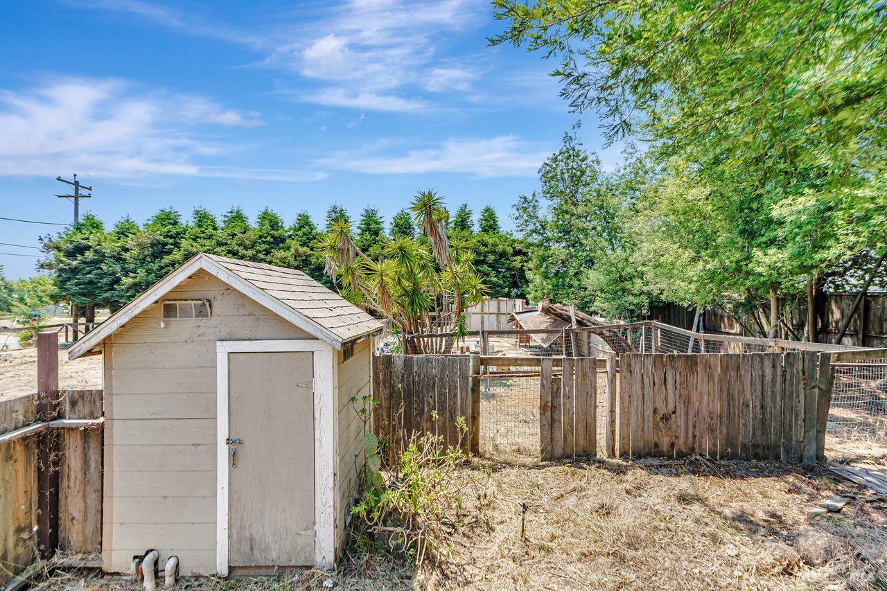 Detail Gallery Image 39 of 43 For 2690 Meier Rd, Sebastopol,  CA 95472 - 2 Beds | 1/1 Baths