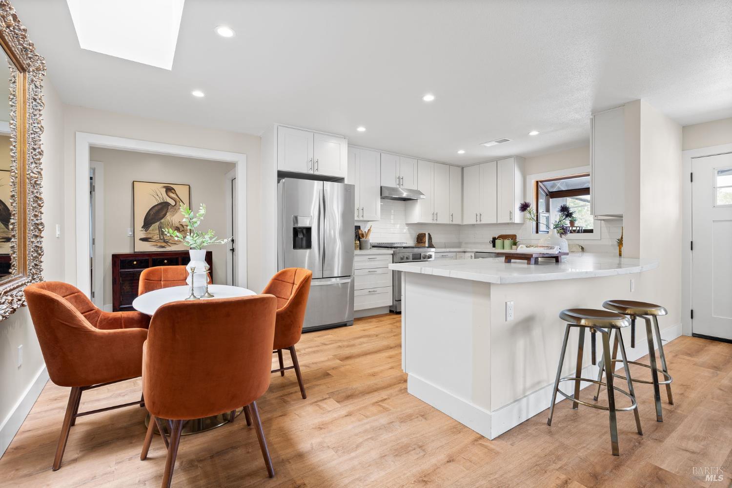 Detail Gallery Image 9 of 47 For 3637 Evergreen Ct, Napa,  CA 94558 - 4 Beds | 1/1 Baths