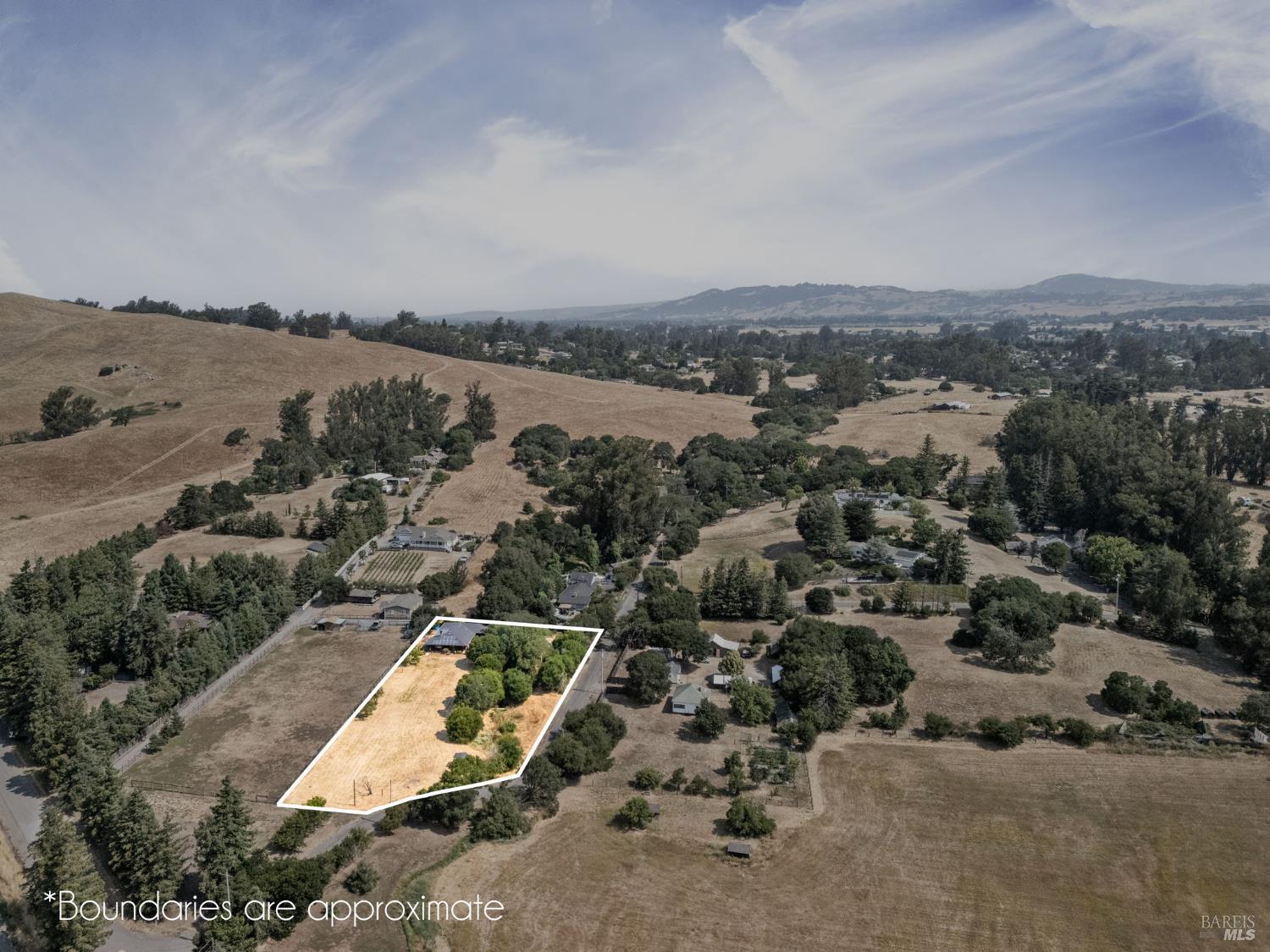 Detail Gallery Image 33 of 44 For 249 Orchard Ln, Penngrove,  CA 94951 - 3 Beds | 2 Baths