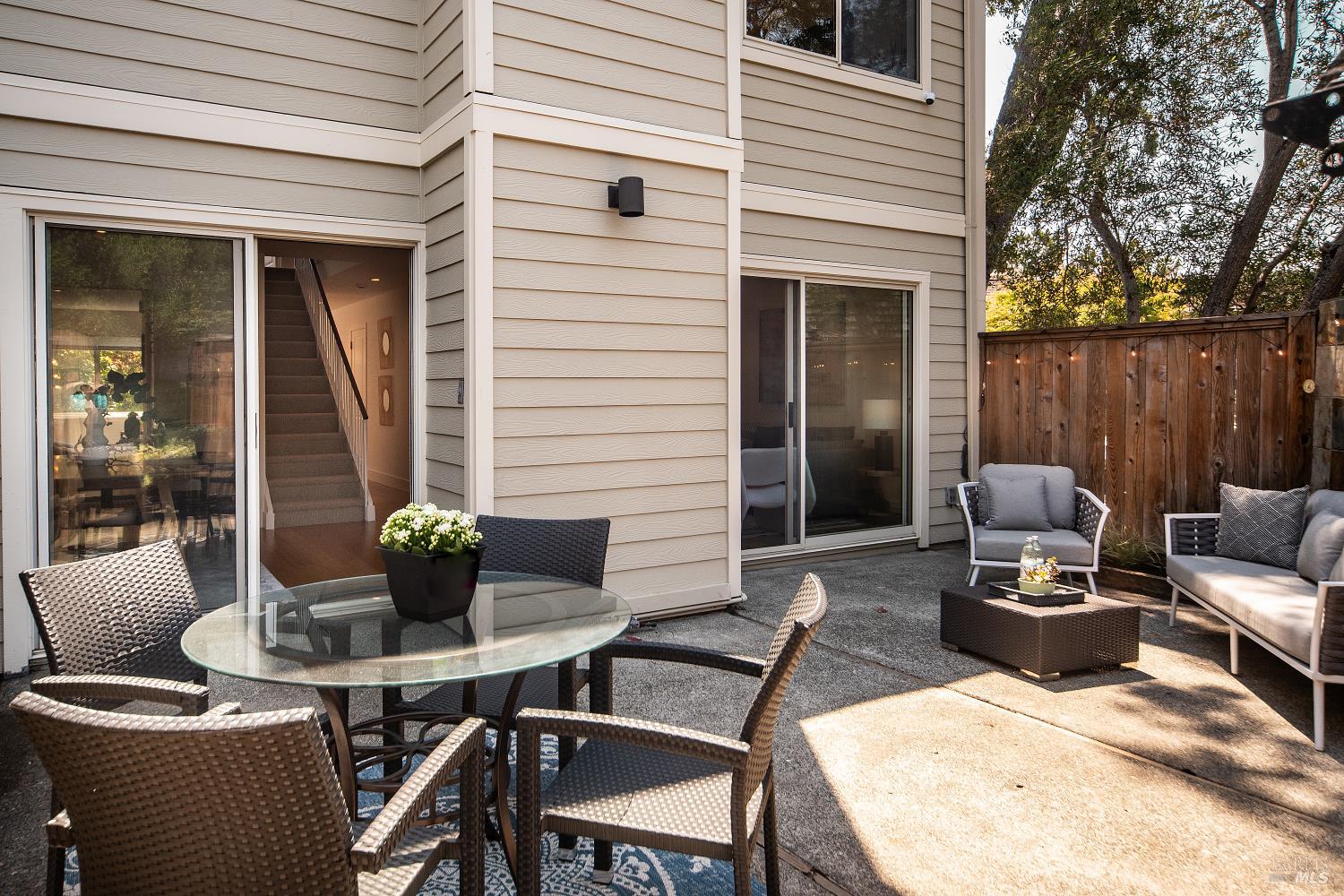 Detail Gallery Image 18 of 67 For 89 Mariner Green Dr, Corte Madera,  CA 94925 - 4 Beds | 2/1 Baths