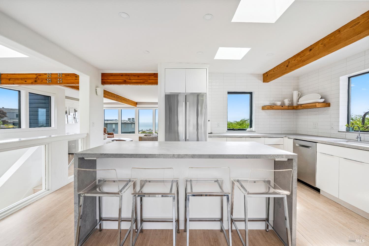 Detail Gallery Image 18 of 46 For 20920 Grebe Ct, Bodega Bay,  CA 94923 - 4 Beds | 3/1 Baths