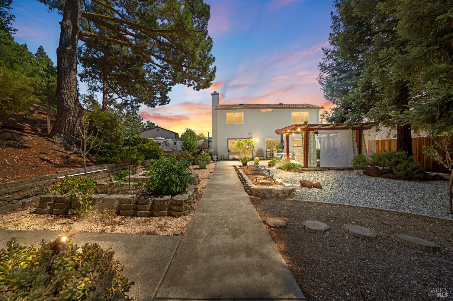 Detail Gallery Image 32 of 52 For 124 Hydrangea Ct, Vallejo,  CA 94591 - 4 Beds | 2/1 Baths