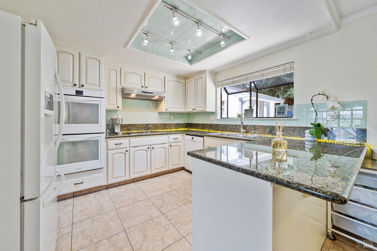 Detail Gallery Image 8 of 52 For 124 Hydrangea Ct, Vallejo,  CA 94591 - 4 Beds | 2/1 Baths