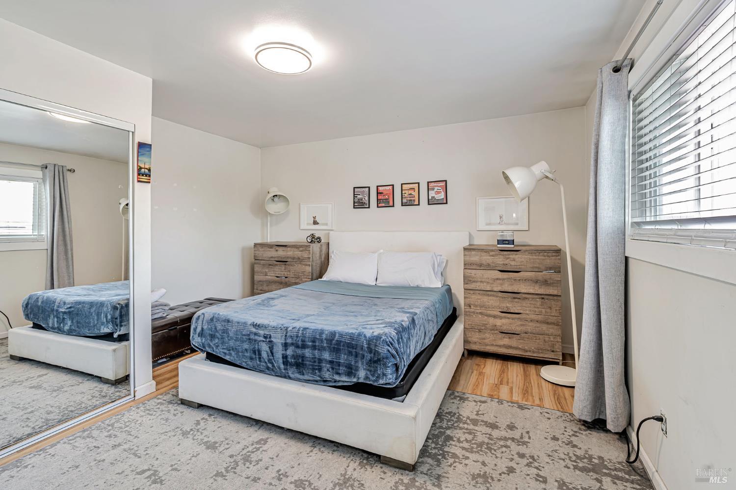 Detail Gallery Image 26 of 40 For 1704 Granada Ct, Petaluma,  CA 94954 - 5 Beds | 2/1 Baths