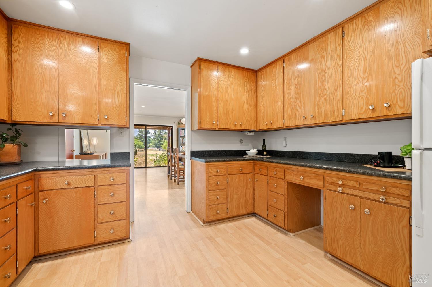 Detail Gallery Image 21 of 44 For 249 Orchard Ln, Penngrove,  CA 94951 - 3 Beds | 2 Baths