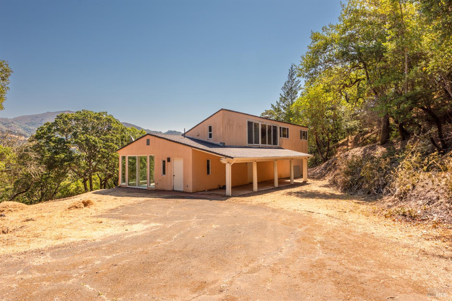 Detail Gallery Image 1 of 24 For 510 Wall Rd, Napa,  CA 94558 - 3 Beds | 2 Baths