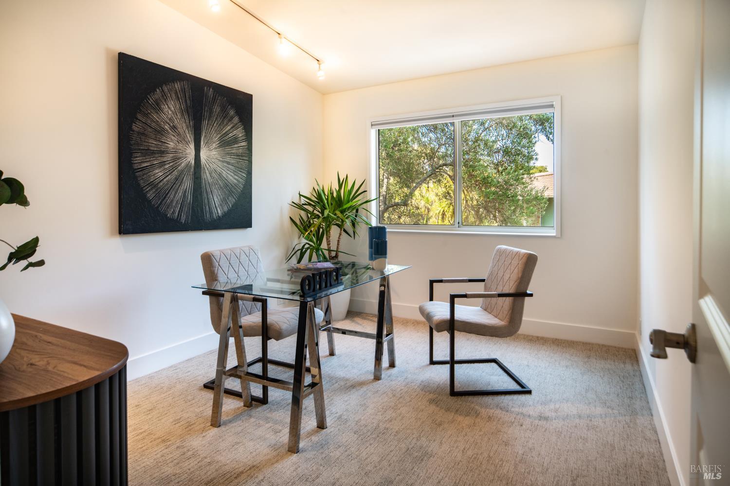Detail Gallery Image 32 of 67 For 89 Mariner Green Dr, Corte Madera,  CA 94925 - 4 Beds | 2/1 Baths