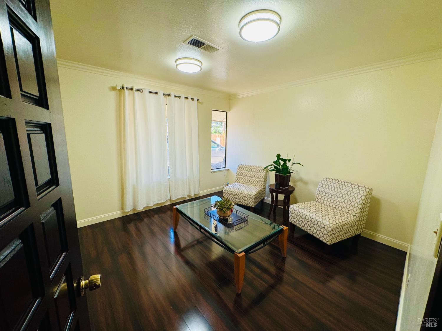 Detail Gallery Image 6 of 8 For 707 Tuolumne St, Vallejo,  CA 94590 - – Beds | – Baths