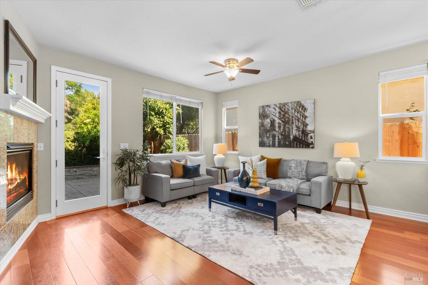 Detail Gallery Image 9 of 34 For 621 Greentree Cir, Fairfield,  CA 94534 - 3 Beds | 2/1 Baths