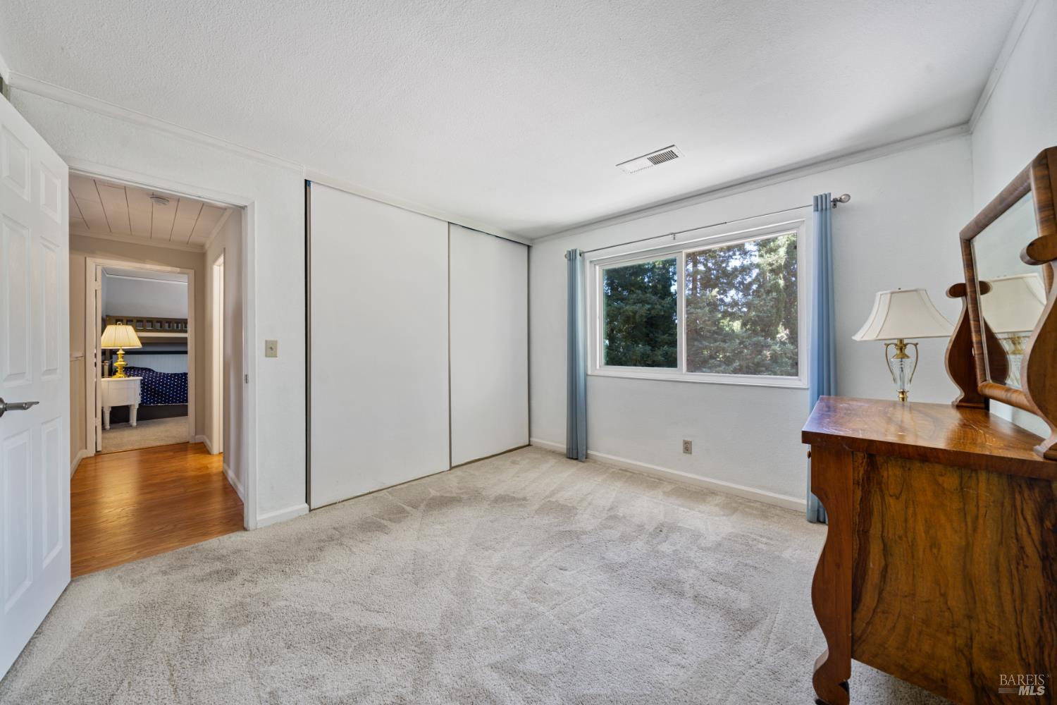 Detail Gallery Image 27 of 52 For 124 Hydrangea Ct, Vallejo,  CA 94591 - 4 Beds | 2/1 Baths